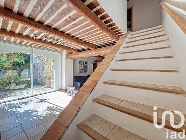 Maison à vendre 9 pièces 204 m² Cabrières-d'Avignon