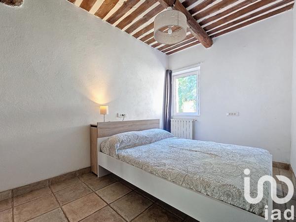 Maison à vendre 9 pièces 204 m² Cabrières-d'Avignon