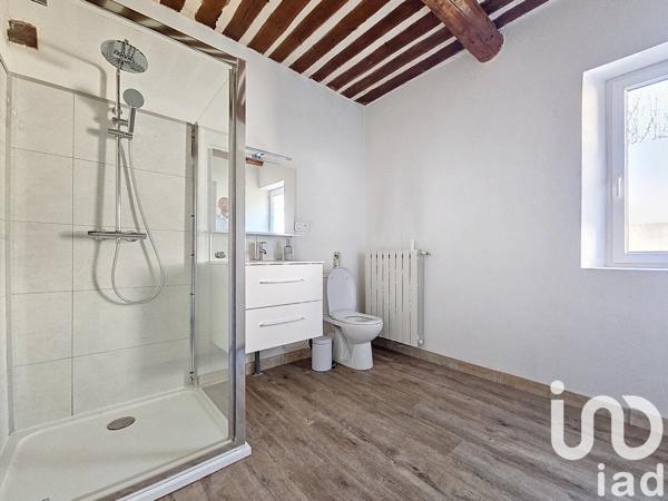Maison à vendre 9 pièces 204 m² Cabrières-d'Avignon