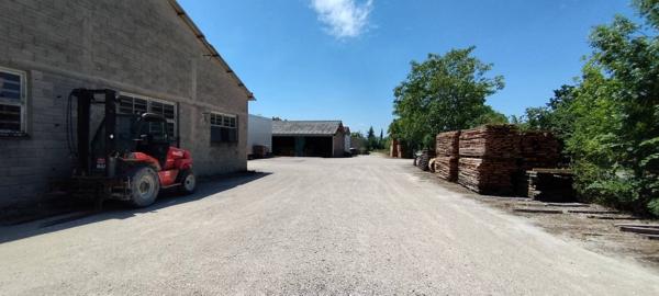 Bâtiments professionnels à vendre – Grand volume entre Cahors Sud et Montauban Nord