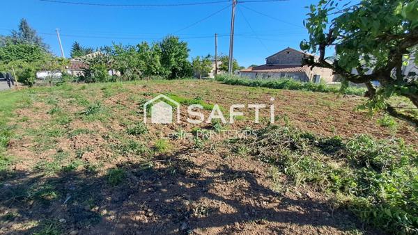 Grange à rénover sur 1500 m² de terrain constructible