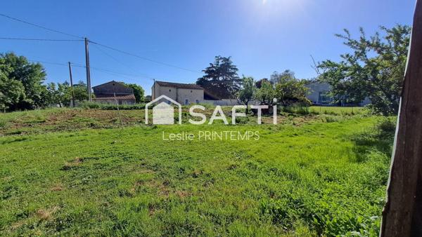 Grange à rénover sur 1500 m² de terrain constructible