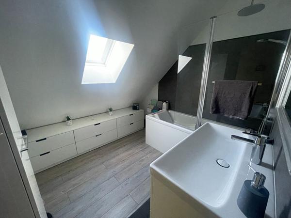 Maison sur le secteur Gournay - Beauvais et proche des commodités