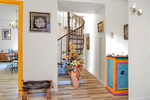 Appartement 8 pièces - 149 m²