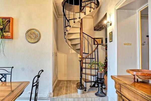 Appartement 8 pièces - 149 m²