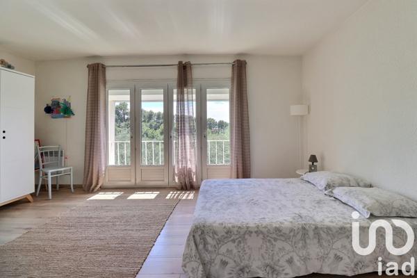 Maison à vendre 5 pièces 163 m² Le Castellet