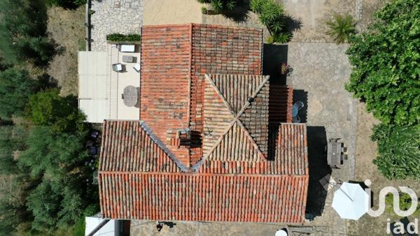 Maison à vendre 5 pièces 163 m² Le Castellet