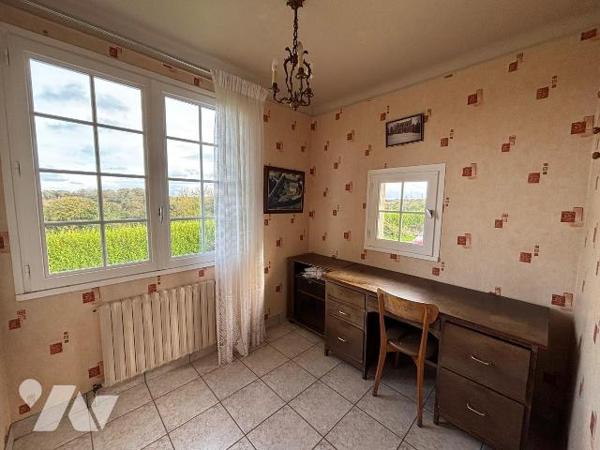 Maison à vendre à Bourg-Blanc (29860) en Finistère (29)

Découvrez cette maison spacieuse d'u...