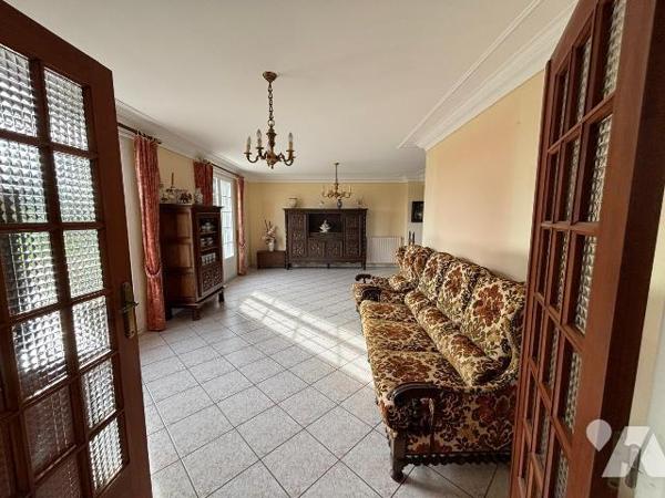 Maison à vendre à Bourg-Blanc (29860) en Finistère (29)

Découvrez cette maison spacieuse d'u...