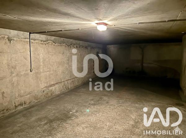 Parking à vendre 10 m² Paris 15