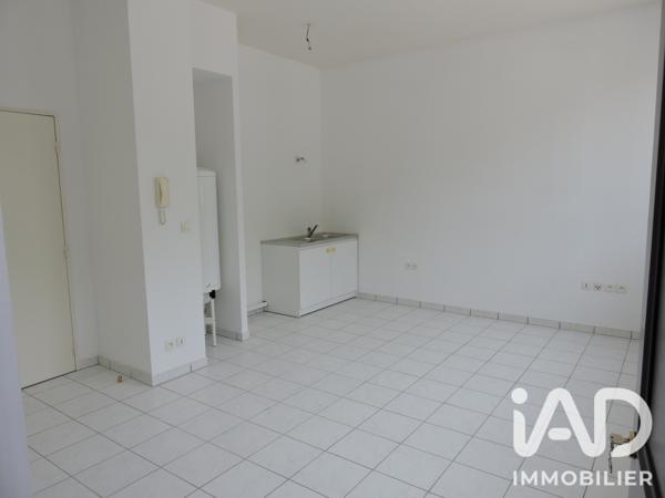 Studio à vendre 27,7 m² Montigny-le-Bretonneux