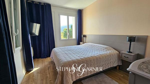 Maison familiale, 3 logements, garage, atelier et jardin !