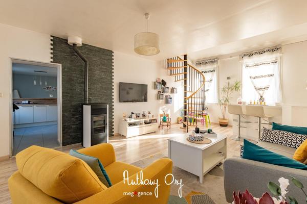 Maison à VIRE NORMANDIE, 14500 - 4 pièces 119m²