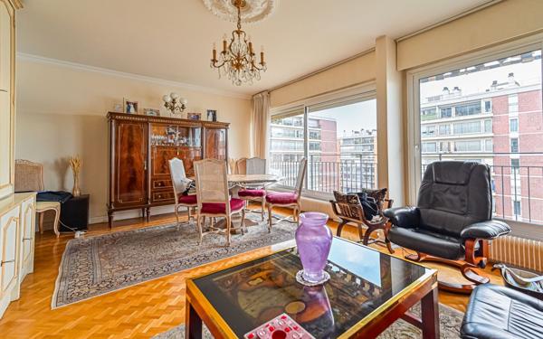 Appartement à vendre    4 pièces • 87,32 m2 Paris 11