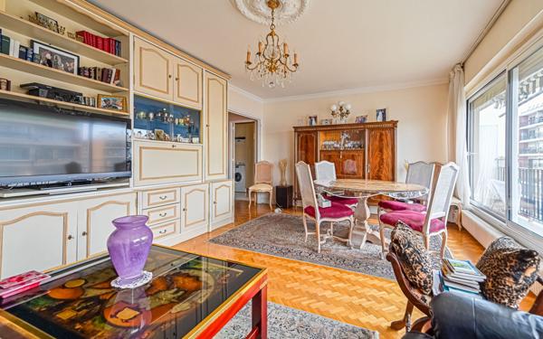 Appartement à vendre    4 pièces • 87,32 m2 Paris 11