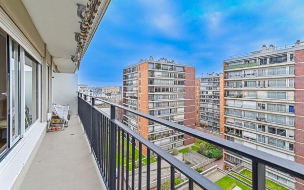 Appartement à vendre    4 pièces • 87,32 m2 Paris 11