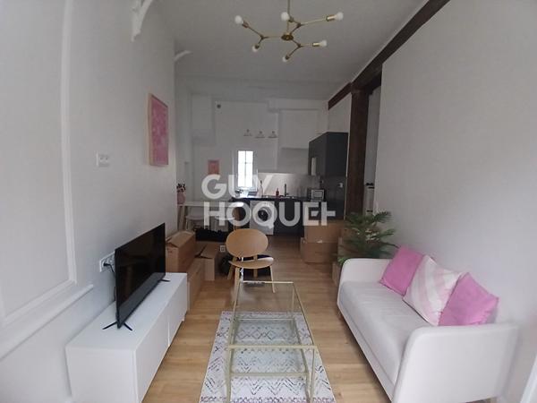 LAON- APPARTEMENT 2 PIECES A LOUER