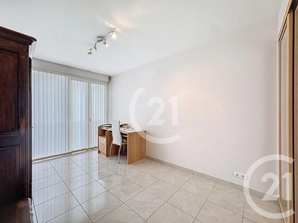 Appartement F6 à vendre  6 pièces - 112,98 m 2   BELFORT  - 90