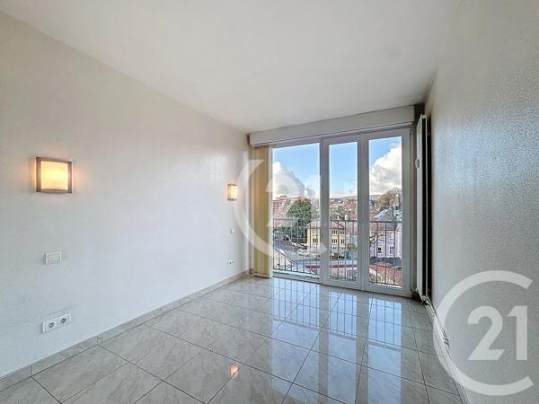 Appartement F6 à vendre  6 pièces - 112,98 m 2   BELFORT  - 90