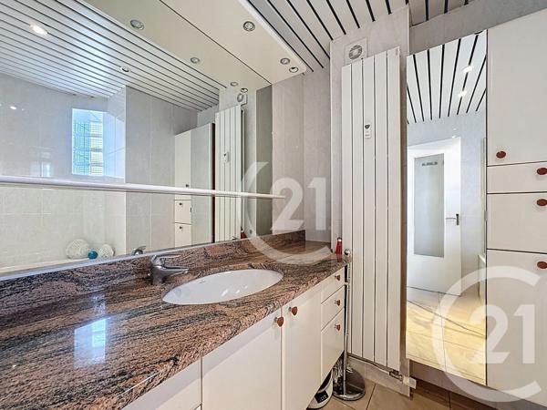Appartement F6 à vendre  6 pièces - 112,98 m 2   BELFORT  - 90