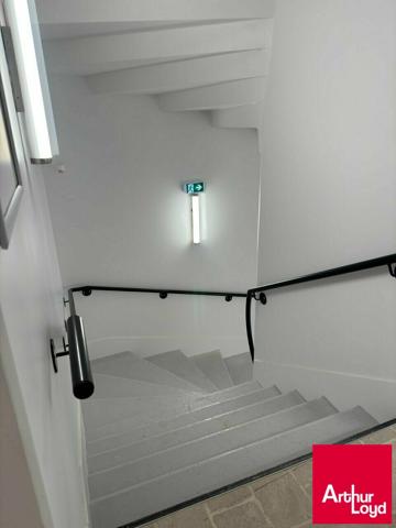 BUREAUX NEUFS 44.41 M² - A VENDRE - SUR BIARRITZ QUARTIER AEROPORT