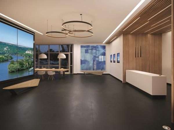 Bureaux à louer ou à vendre à Nanterre avec terrasses et espaces lounge