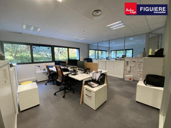 Bureaux à louer idéalement située dans le secteur d'Aix Ouest