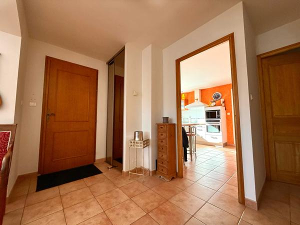 Lodève (34700) LODÈVE, SUR LES HAUTEURS Superbe villa 5 pièces – 159 m² habitables – Terrain arboré de 3 591 m²