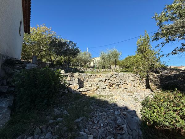 Lodève (34700) LODÈVE, SUR LES HAUTEURS Superbe villa 5 pièces – 159 m² habitables – Terrain arboré de 3 591 m²