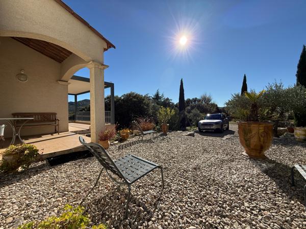 Lodève (34700) LODÈVE, SUR LES HAUTEURS Superbe villa 5 pièces – 159 m² habitables – Terrain arboré de 3 591 m²