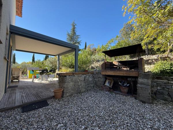 Lodève (34700) LODÈVE, SUR LES HAUTEURS Superbe villa 5 pièces – 159 m² habitables – Terrain arboré de 3 591 m²