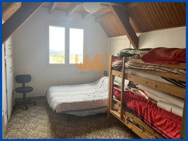 maison T7 sur sous-sol avec piscine sur 1653 m² de terrain clôt