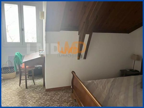 maison T7 sur sous-sol avec piscine sur 1653 m² de terrain clôt