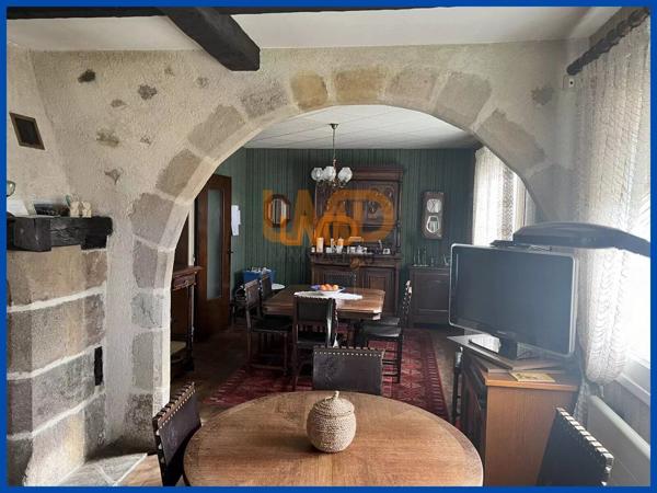 maison T7 sur sous-sol avec piscine sur 1653 m² de terrain clôt