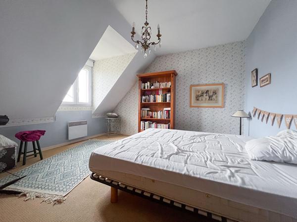 Maison Angers 6 pièces 119.17 m2, quatre chambres et un bureau, plain-pied, garage