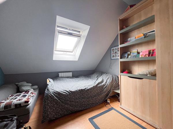 Maison Angers 6 pièces 119.17 m2, quatre chambres et un bureau, plain-pied, garage