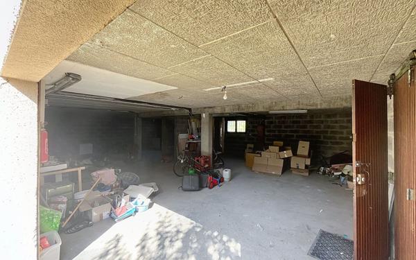 Maison à vendre    5 pièces • 136,74 m2 Saint-Rémy-en-Rollat