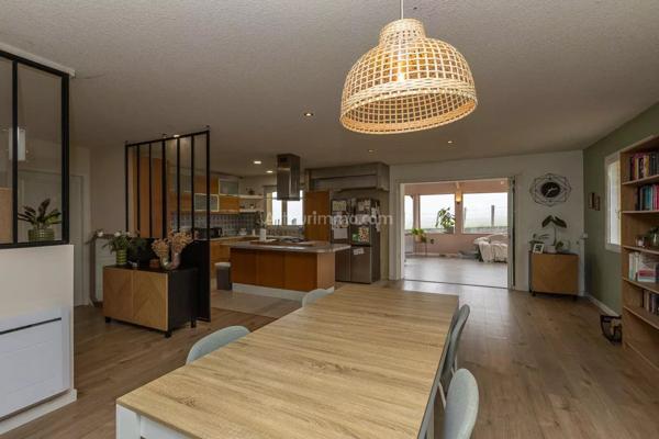 Vente Maison 5 pièces 142 m2 à Vasselin
