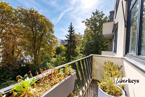 SAINT-CLOUD – 3 PIÈCES DE 84 M² – CALME, SANS VIS-À-VIS – DEUX BALCONS – CAVE