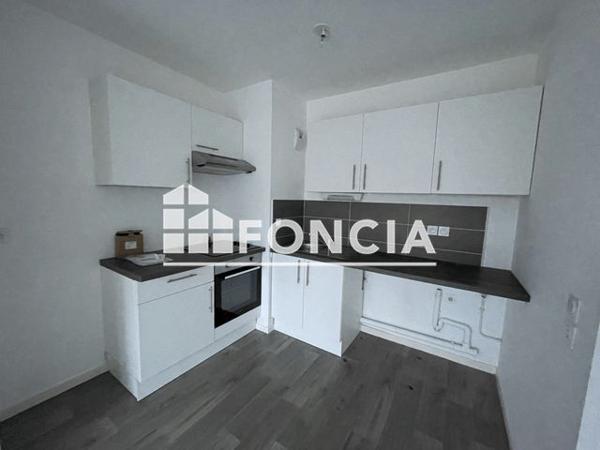 Location Appartement 2 pièces 39.27 m² - 1 RUE DU NOUVEAU MONDE Grand Couronne 76530