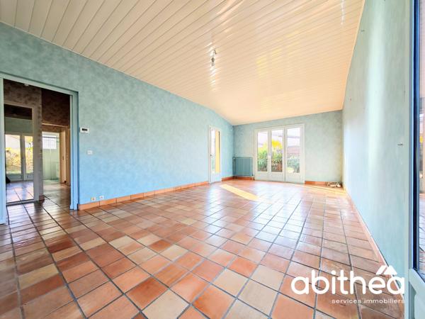 Un cocon lumineux à l’Épinette : confort moderne, jardin intime et charme à personnaliser