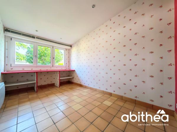 Un cocon lumineux à l’Épinette : confort moderne, jardin intime et charme à personnaliser