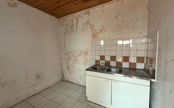 Maison à vendre    5 pièces •  La Fère