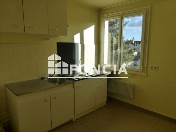 Location Appartement 2 pièces 40.66 m² - 7,9, RUE CHARLES PEGUY Roanne 42300