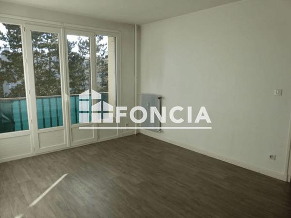 Location Appartement 2 pièces 40.66 m² - 7,9, RUE CHARLES PEGUY Roanne 42300