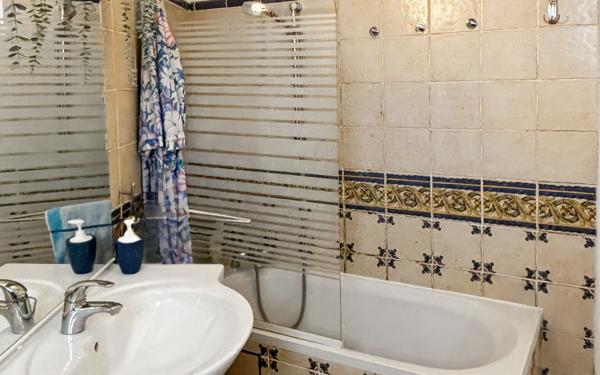 Appartement à vendre    3 pièces • 49,19 m2 Bagnolet