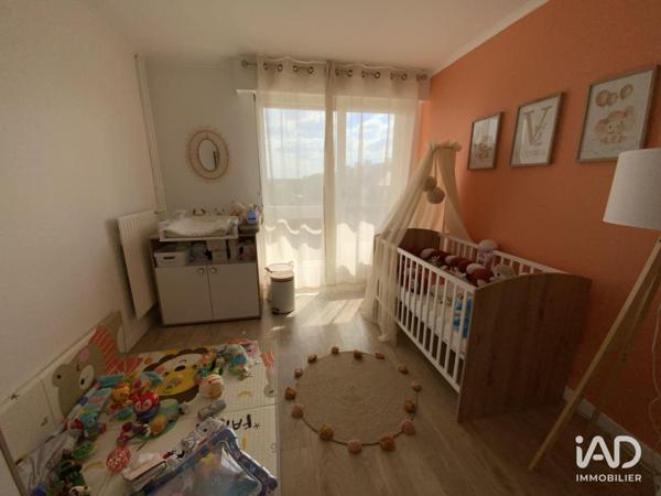 Appartement à vendre 3 pièces 65 m² Maurepas