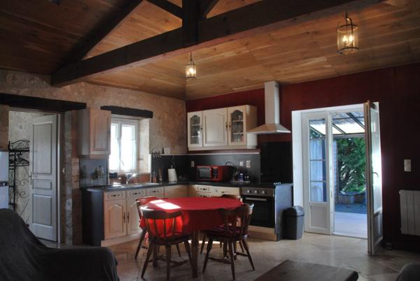 Cazideroque (47370) Maison de campagne avec gîte, piscine et grange