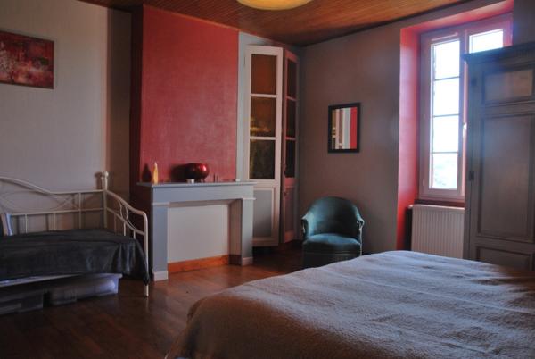 Cazideroque (47370) Maison de campagne avec gîte, piscine et grange