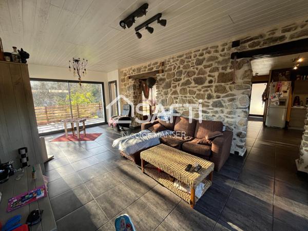 Le charme de la pierre mêlé au contemporain sur une parcelle de 6400m2